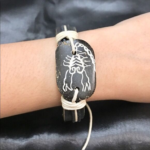 Pre❤️ Scorpion 🦂 bracelet  - Picture 3 of 3